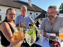IMG_1995.jpeg